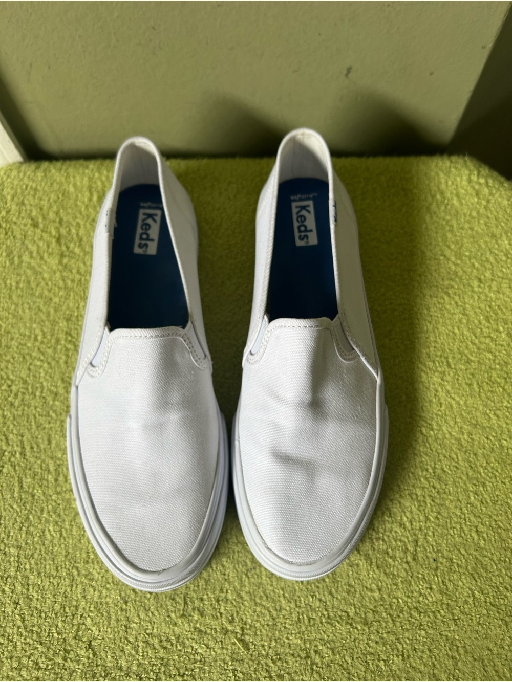 Keds Women’s Slip-On Canvas Shoe — White Sz 9